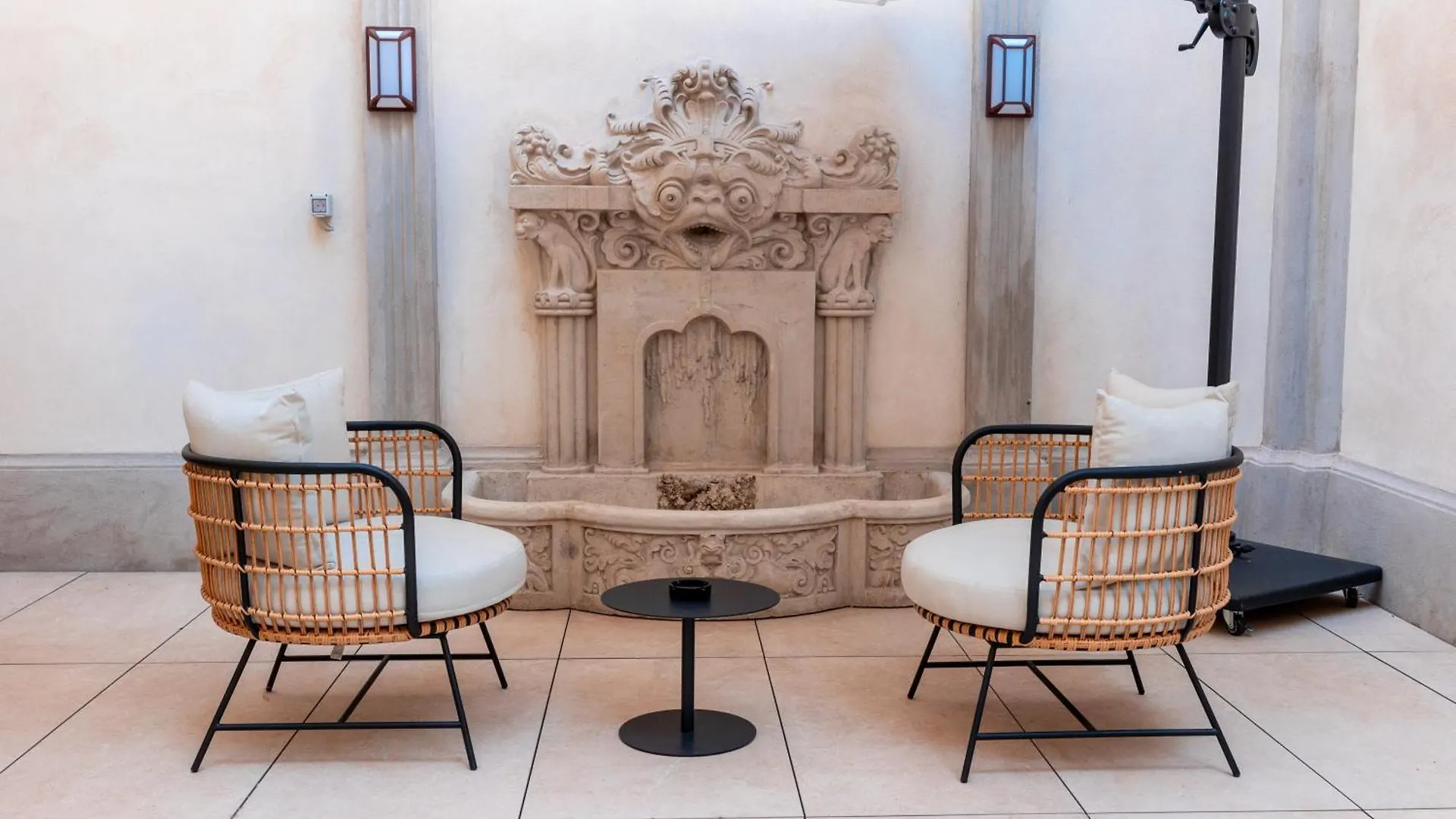 Hotel Ecletico Villa Bucharest