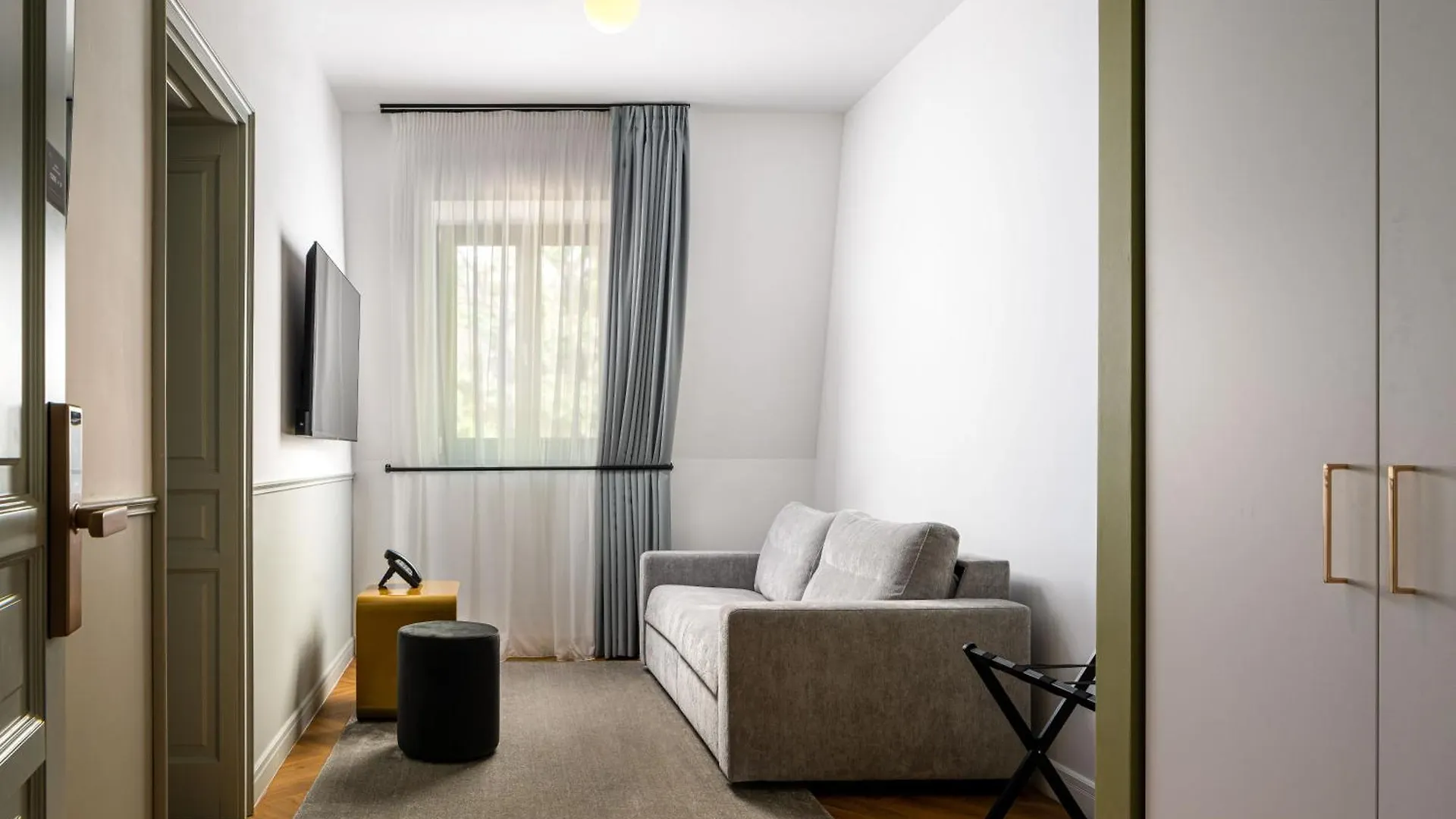 Ecletico Villa Bucarest