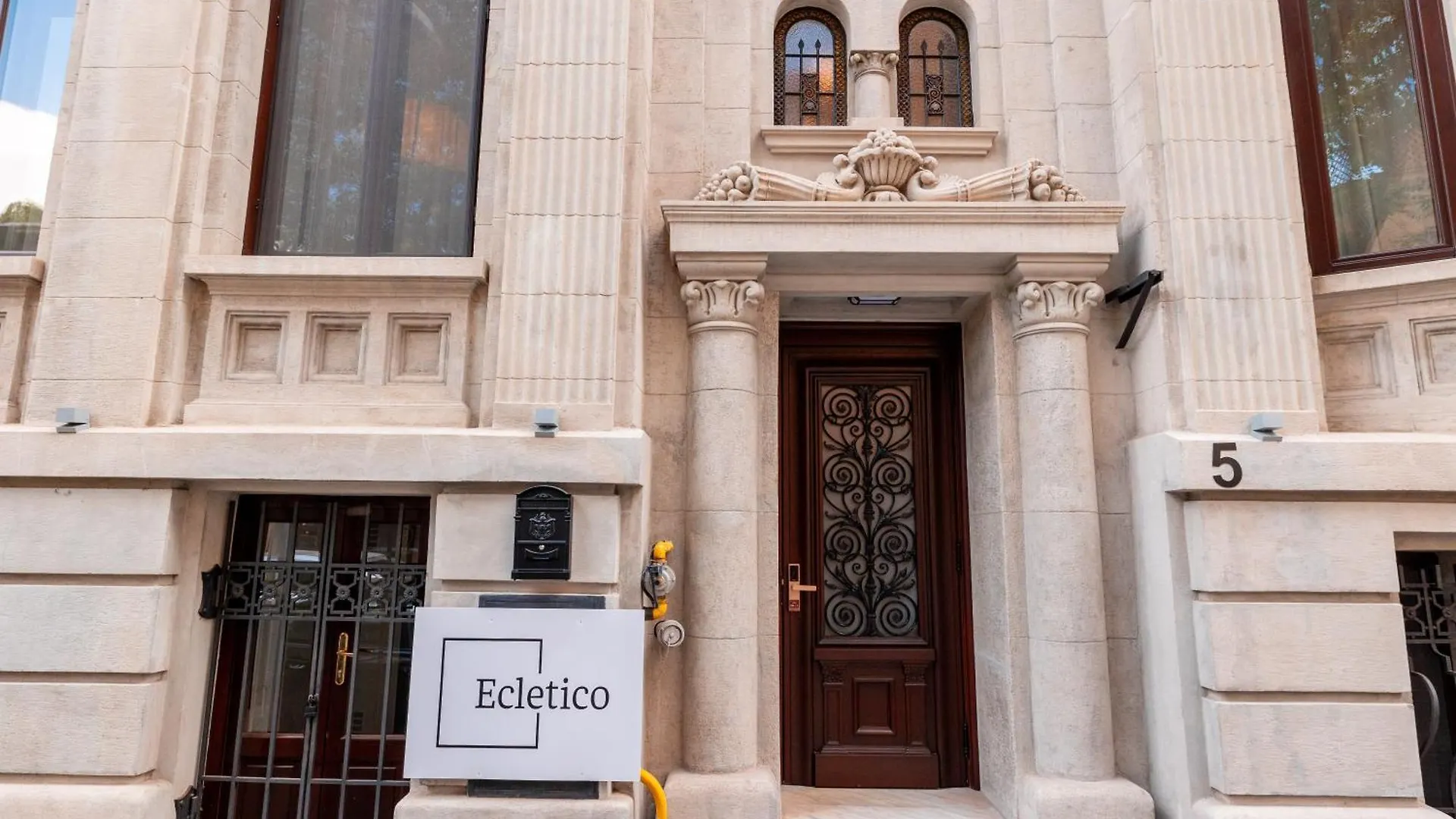 Hotel Ecletico Villa Bucarest
