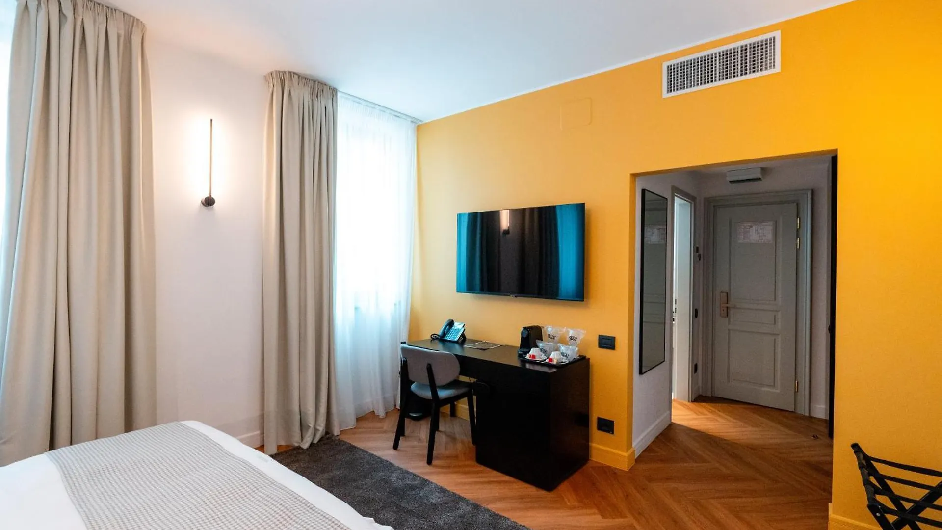 Ecletico Villa Bucharest Hotel