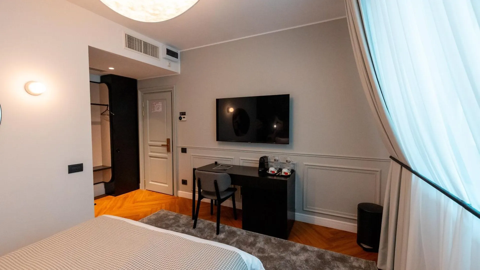 Ecletico Villa Bucharest 4*,  Romania